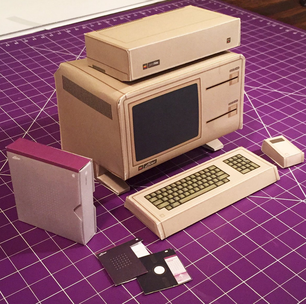 Bricolage de maquette de vieux ordinateur