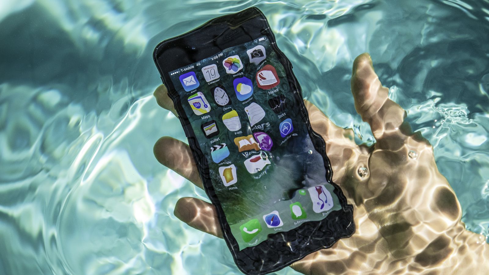 3 solutions pour protéger votre smartphone de l'eau