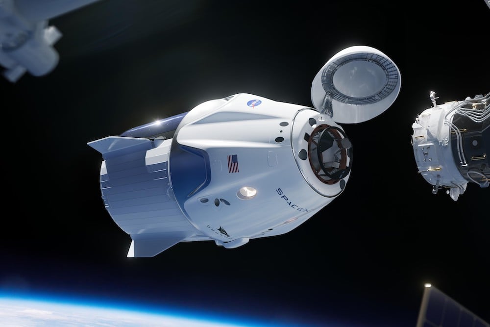 Simulateur de rendez-vous spatial pour amarrage du Dragon 2 de SpaceX à l'ISS